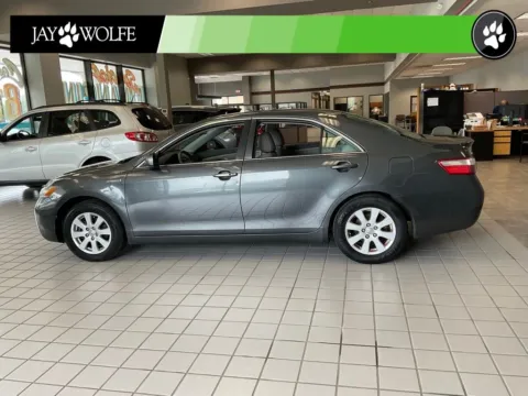 More photos of 2008 Toyota Camry Hybrid at Jay Wolfe Auto Outlet, MO