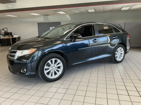 Another view of 2014 Toyota Venza XLE for sale in Kansas City, MO at Jay Wolfe Auto Outlet