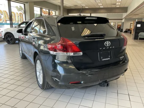 More photos of 2014 Toyota Venza XLE at Jay Wolfe Auto Outlet, MO