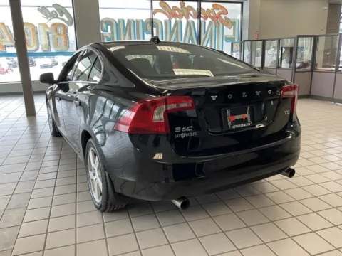 More photos of 2013 Volvo S60 T5 at Jay Wolfe Auto Outlet, MO