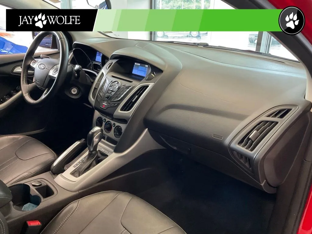 2014 Ford Focus SE - Photo 17