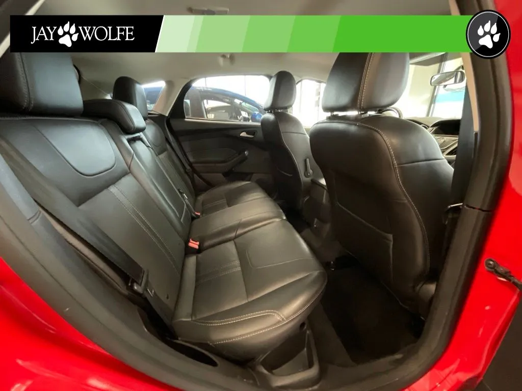 2014 Ford Focus SE - Photo 19