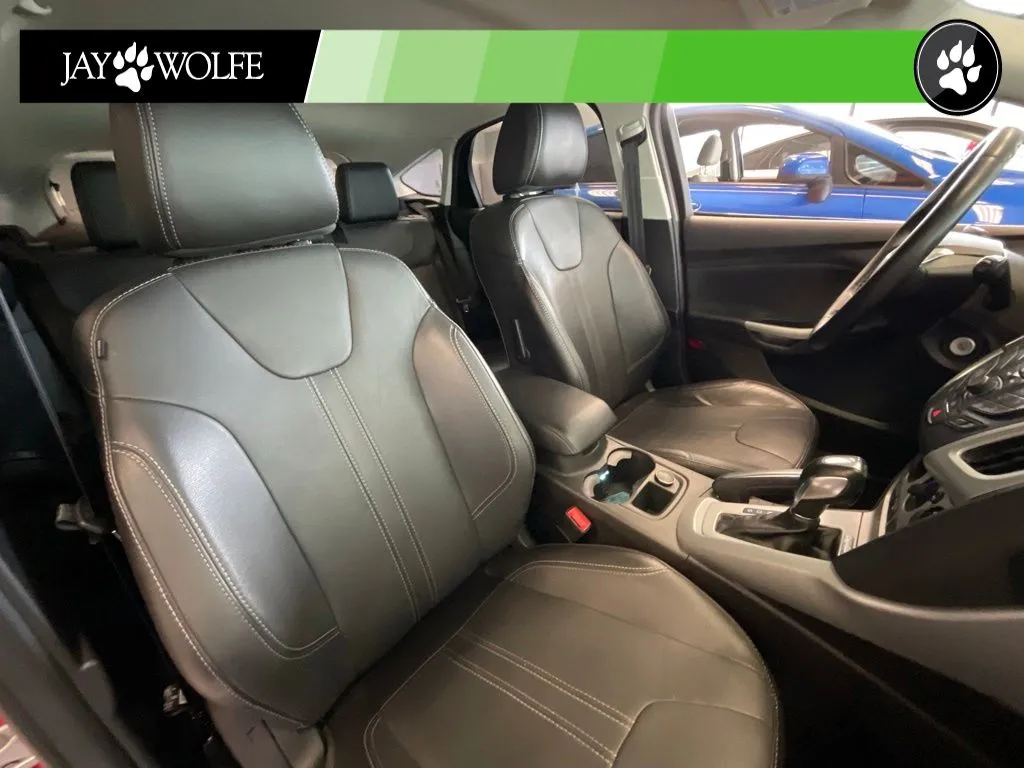 2014 Ford Focus SE - Photo 18