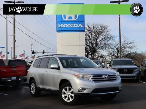 2011 Toyota Highlander SE for sale in Kansas City, MO