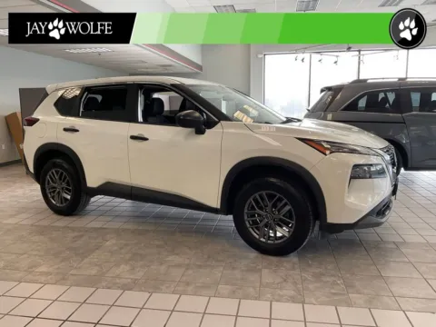 White 2023 Nissan Rogue S for sale in Kansas City, MO