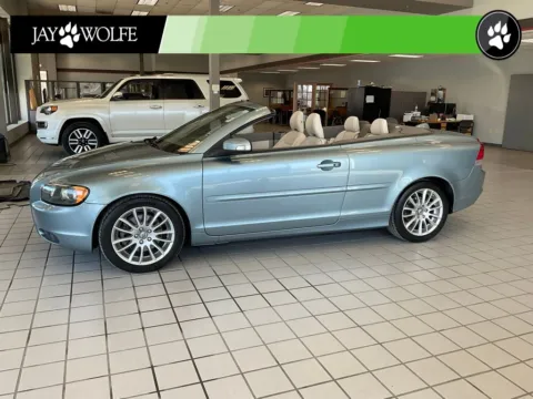 Another view of 2008 Volvo C70 T5 for sale in Kansas City, MO at Jay Wolfe Auto Outlet