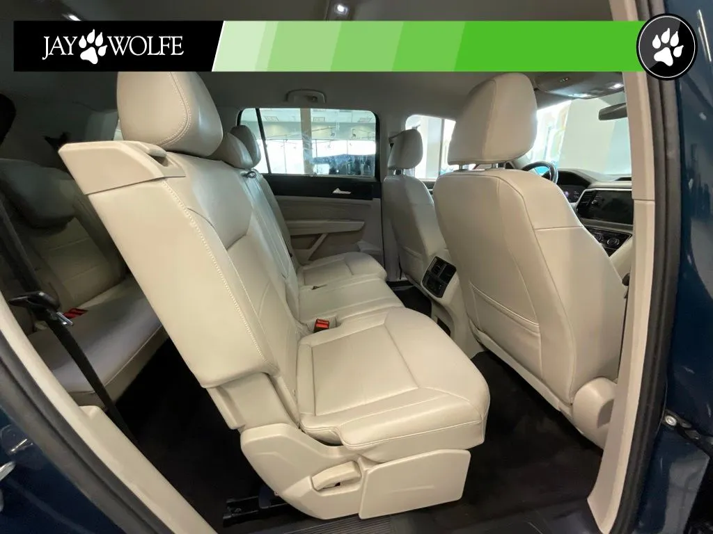 2023 Volkswagen Atlas SE w/Tech - Photo 20
