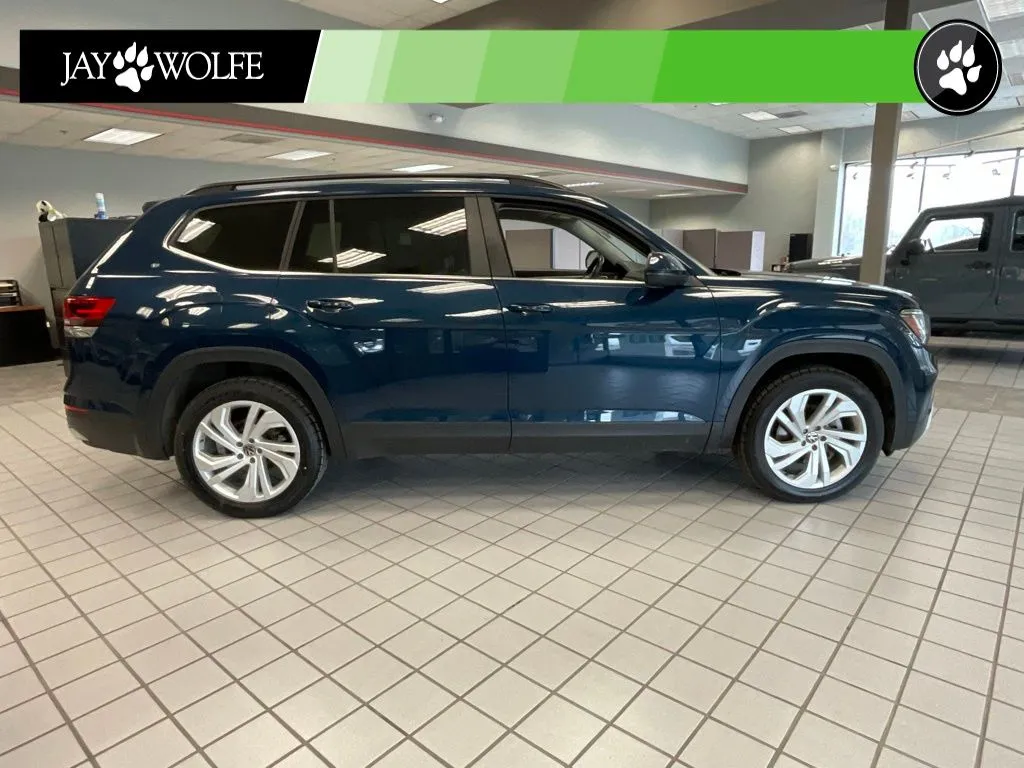 2023 Volkswagen Atlas SE w/Tech - Photo 6