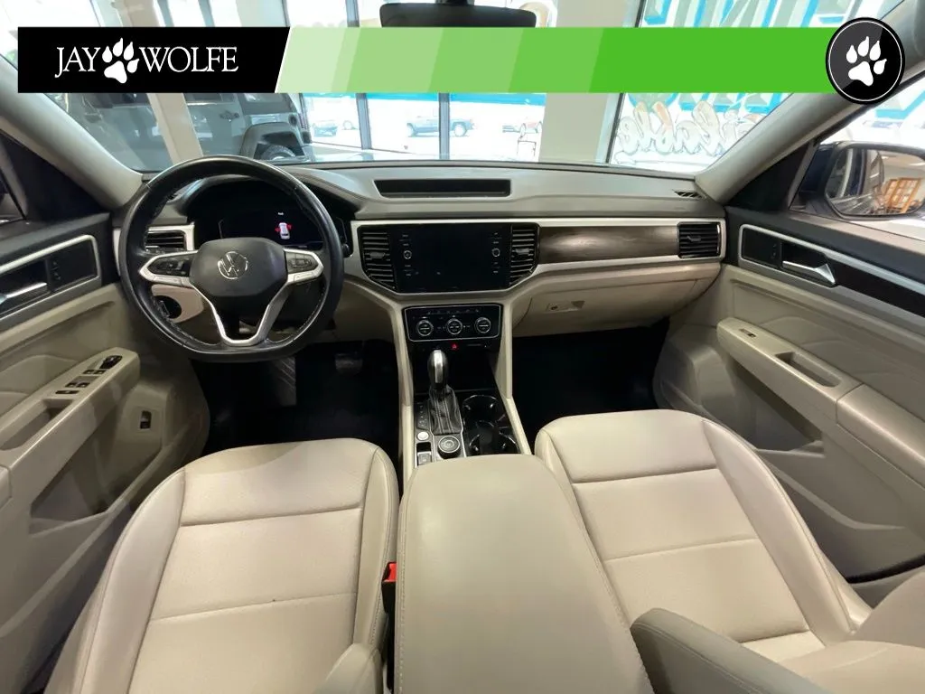 2023 Volkswagen Atlas SE w/Tech - Photo 8