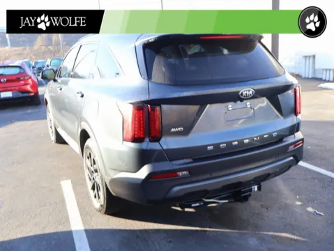 More photos of 2021 Kia Sorento S at Jay Wolfe Auto Outlet, MO