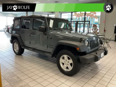 More photos of 2015 Jeep Wrangler Unlimited Sport at Jay Wolfe Auto Outlet, MO