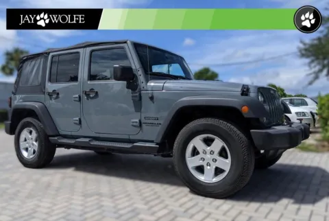 More photos of 2015 Jeep Wrangler Unlimited Sport at Jay Wolfe Auto Outlet, MO