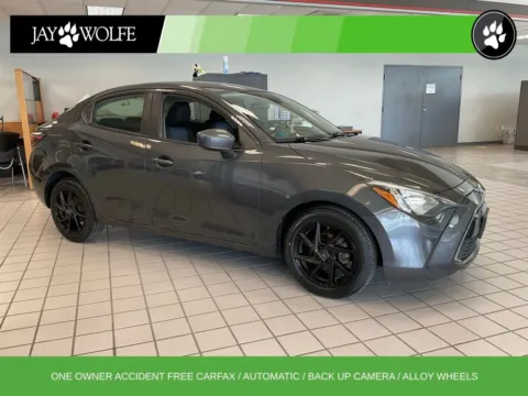 Gray 2018 Toyota Yaris iA for sale in Kansas City, MO