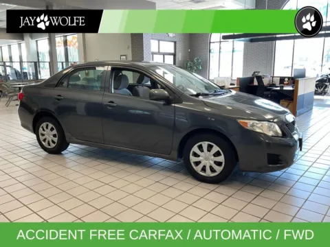 Gray 2010 Toyota Corolla LE for sale in Kansas City, MO