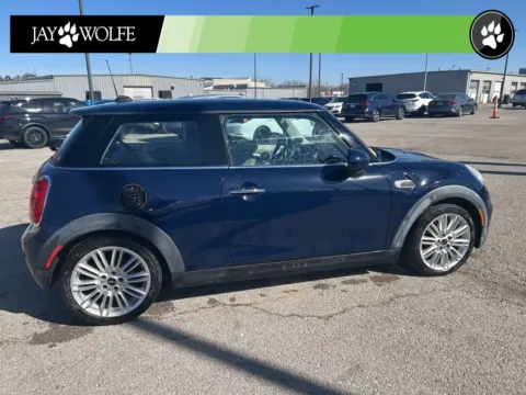 More photos of 2015 MINI Cooper at Jay Wolfe Auto Outlet, MO