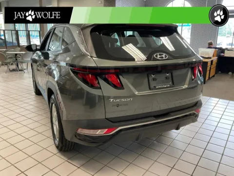 More photos of 2023 Hyundai Tucson SE at Jay Wolfe Auto Outlet, MO