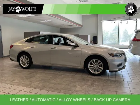 Silver 2018 Chevrolet Malibu LT for sale in Kansas City, MO