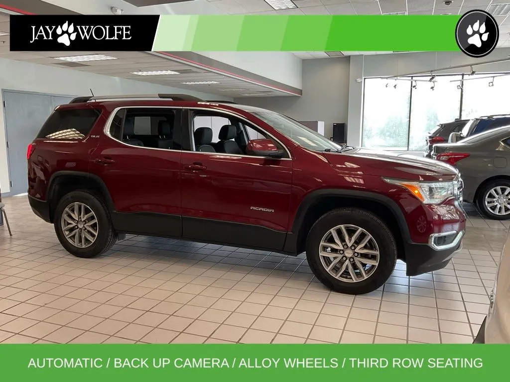 Red 2018 GMC Acadia SLE-2 for sale in Kansas City, MO