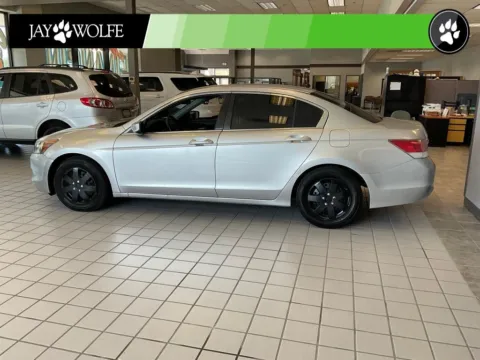 More photos of 2009 Honda Accord LX at Jay Wolfe Auto Outlet, MO
