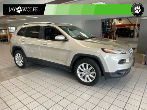 Beige 2015 Jeep Cherokee Limited for sale in Kansas City, MO