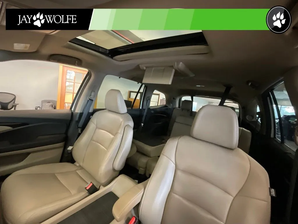 2017 Honda Pilot Touring - Photo 10