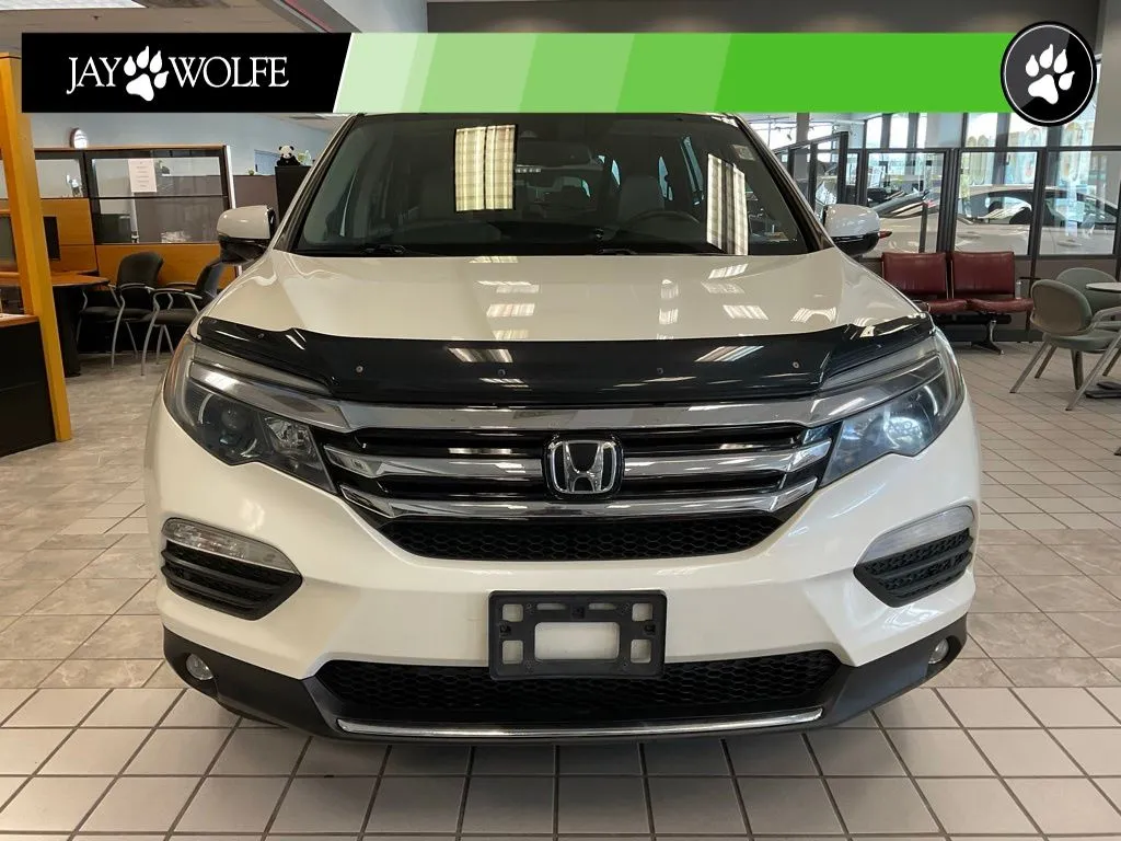 2017 Honda Pilot Touring - Photo 2