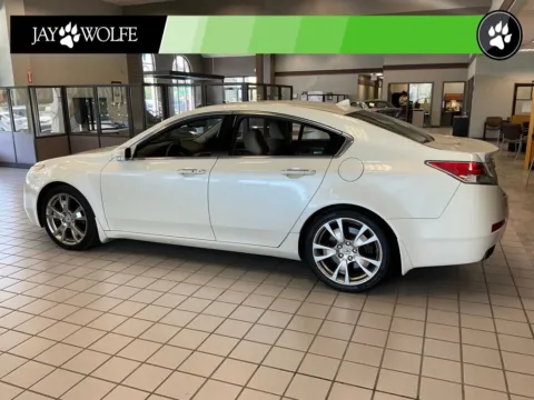More photos of 2010 Acura TL SH-AWD at Jay Wolfe Auto Outlet, MO