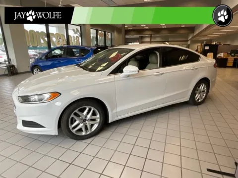 Another view of 2016 Ford Fusion SE for sale in Kansas City, MO at Jay Wolfe Auto Outlet
