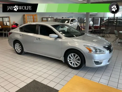 Silver 2015 Nissan Altima 2.5 S for sale in Kansas City, MO