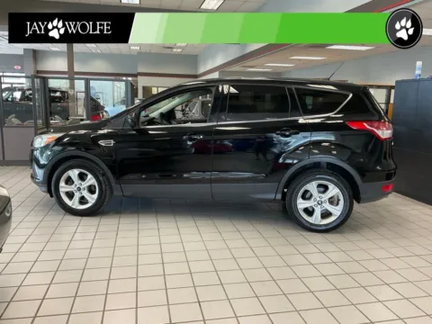 More photos of 2016 Ford Escape SE at Jay Wolfe Auto Outlet, MO
