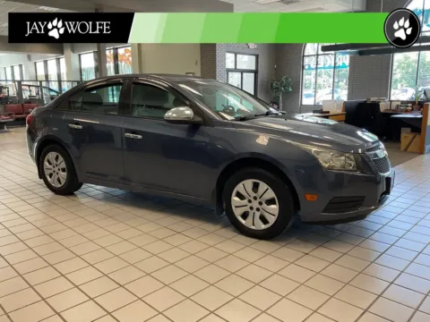 Blue 2014 Chevrolet Cruze LS for sale in Kansas City, MO