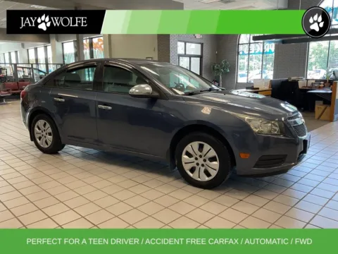Blue 2014 Chevrolet Cruze LS for sale in Kansas City, MO