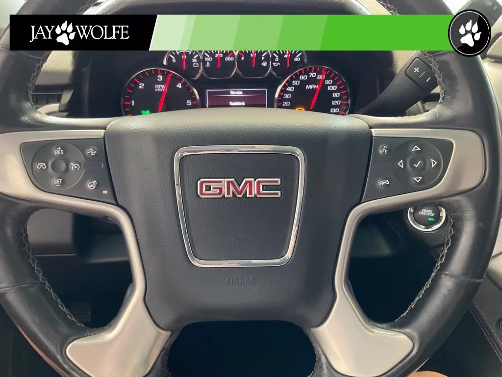 GMC Yukon photo 11
