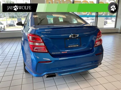 More photos of 2018 Chevrolet Sonic LT at Jay Wolfe Auto Outlet, MO