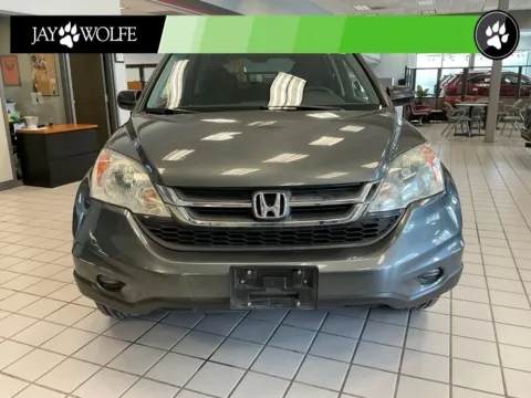 Photos of 2011 Honda CR-V SE for sale in Kansas City, MO at Jay Wolfe Auto Outlet