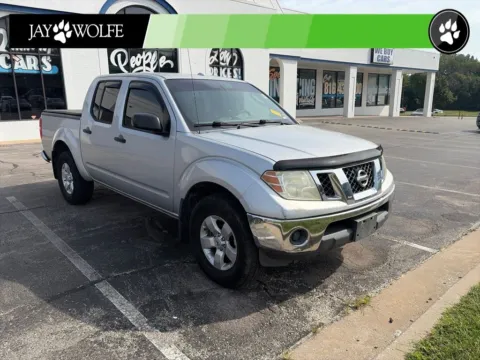 Another view of 2011 Nissan Frontier SV for sale in Kansas City, MO at Jay Wolfe Auto Outlet
