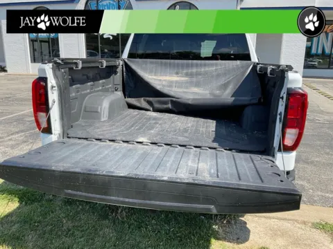 More photos of 2019 GMC Sierra 1500 SLE at Jay Wolfe Auto Outlet, MO