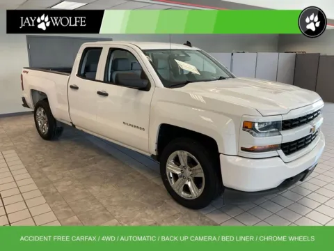 White 2018 Chevrolet Silverado 1500 Custom for sale in Kansas City, MO