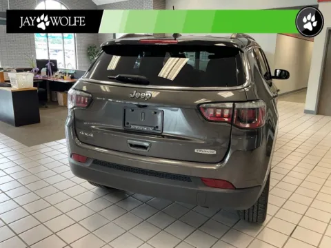 More photos of 2018 Jeep Compass Latitude at Jay Wolfe Auto Outlet, MO
