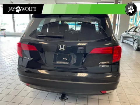 More photos of 2016 Honda Pilot EX-L at Jay Wolfe Auto Outlet, MO