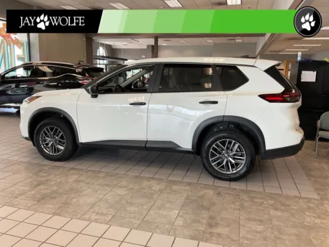 More photos of 2024 Nissan Rogue S at Jay Wolfe Auto Outlet, MO