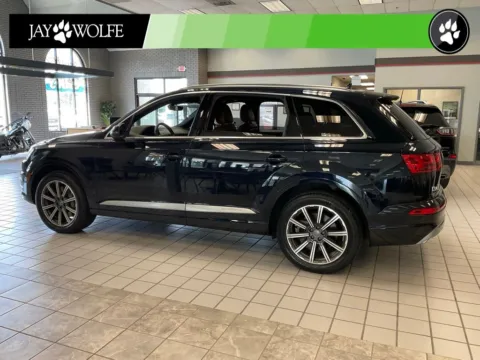 More photos of 2017 Audi Q7 3.0T Premium Plus at Jay Wolfe Auto Outlet, MO