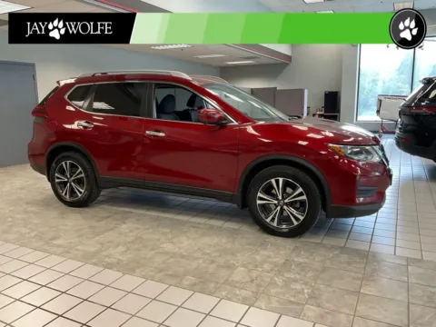 Red 2020 Nissan Rogue SV for sale in Kansas City, MO