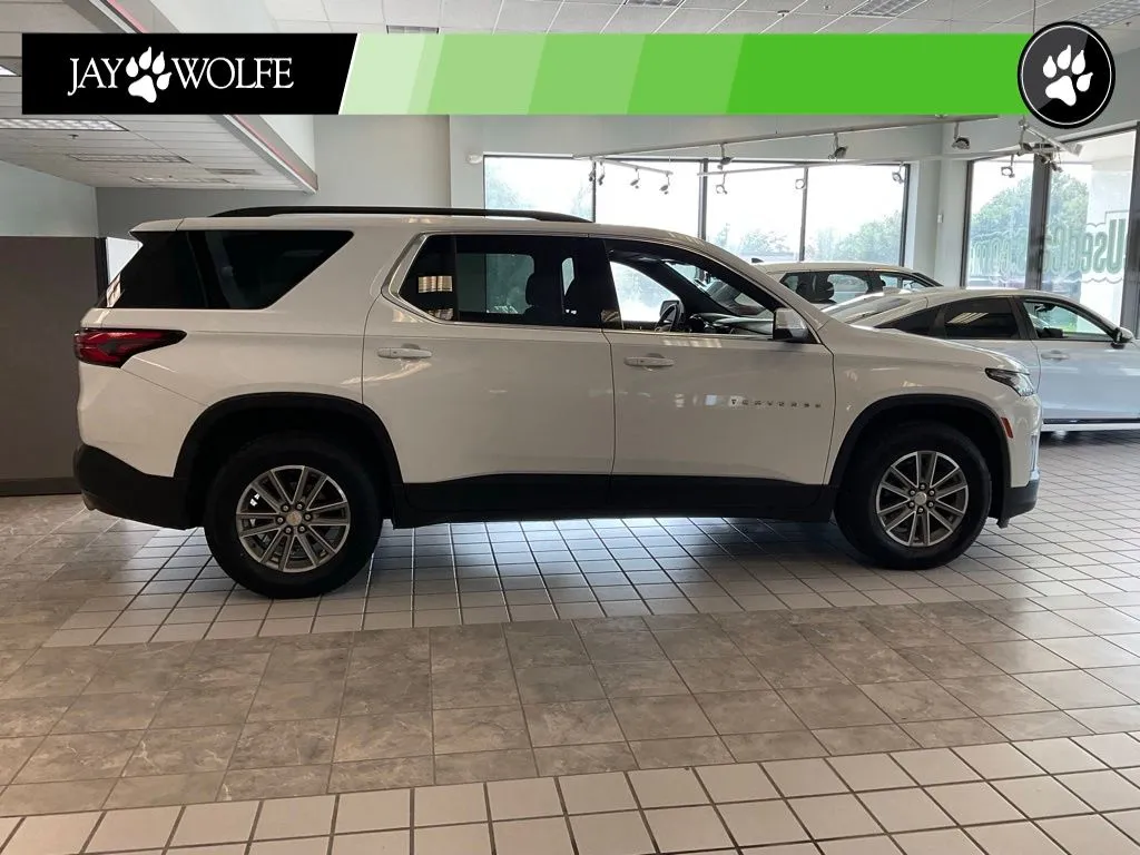 Chevrolet Traverse Limited photo 6