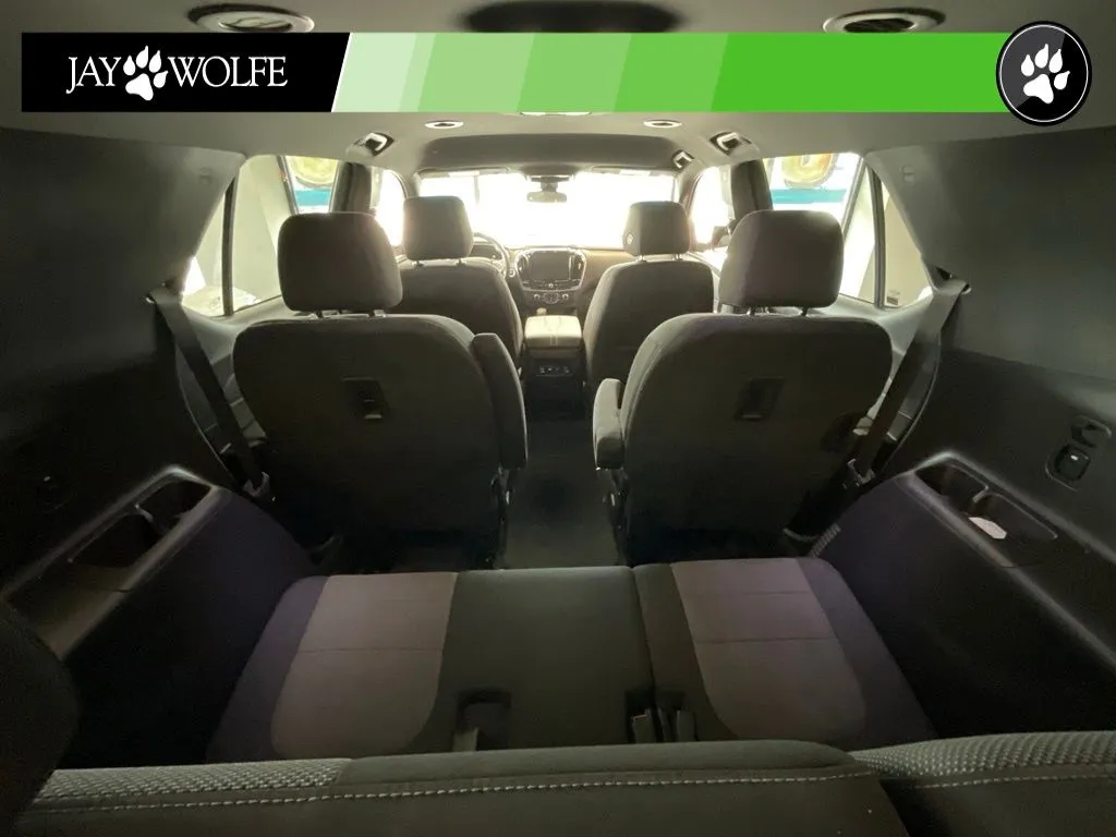 Chevrolet Traverse Limited photo 24