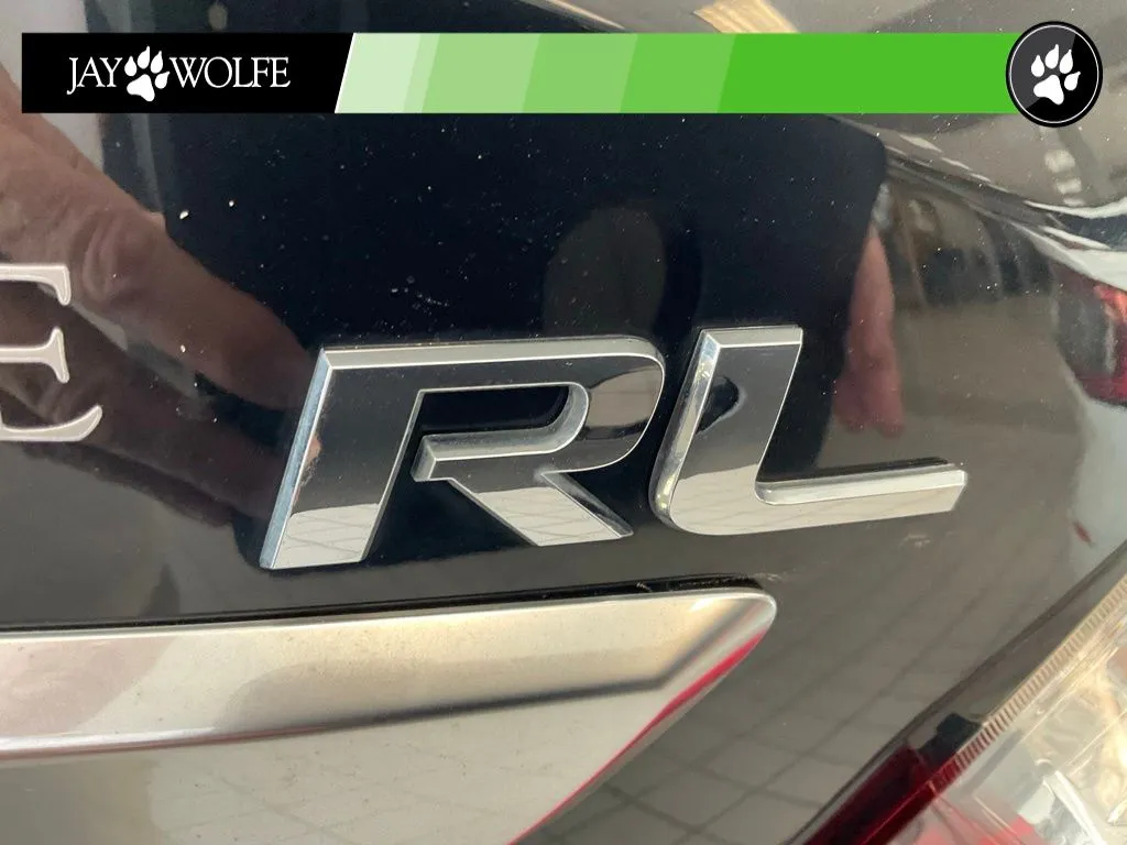 Acura RL photo 22
