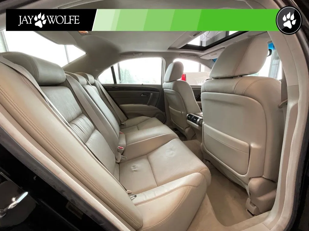 Acura RL photo 20