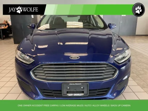 Photos of 2013 Ford Fusion SE for sale in Kansas City, MO at Jay Wolfe Auto Outlet