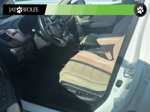 More photos of 2017 Honda CR-V EX-L at Jay Wolfe Auto Outlet, MO