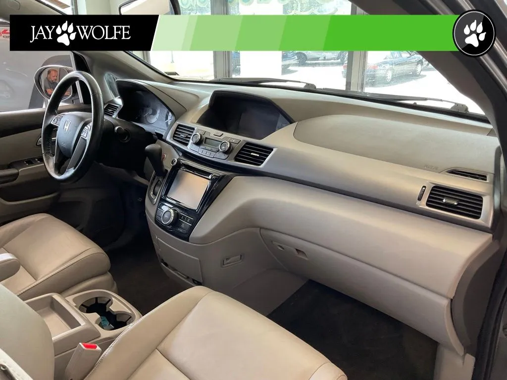 Honda Odyssey photo 16